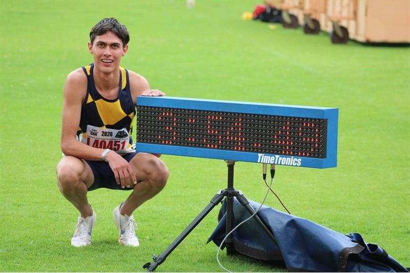 He was second in the U18 men's 3000m and first in the 1500m.