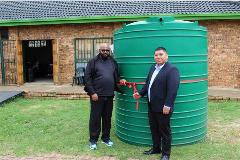 Aberdare Cables made a donation of groceries, a jojo tank, washing machine and stove.