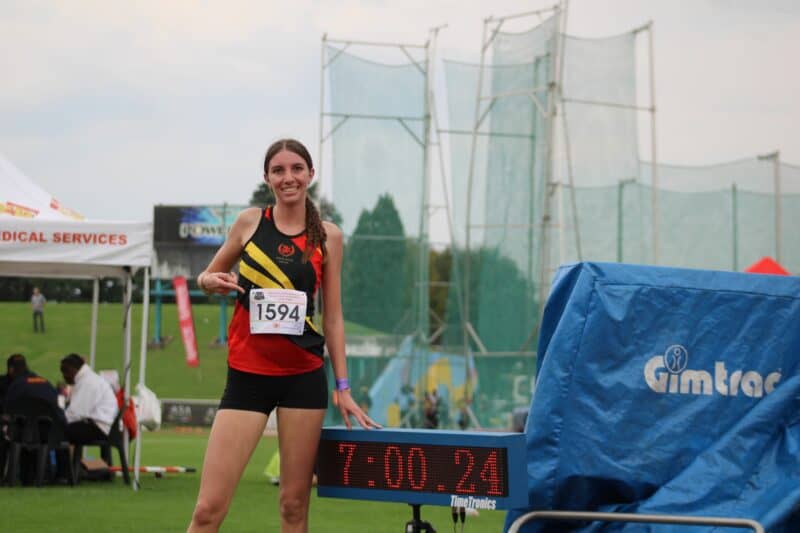 Jade Doran successfully defended her U18 girls' 2000m steeplechase title, while Chelsea van Dyk won another double.