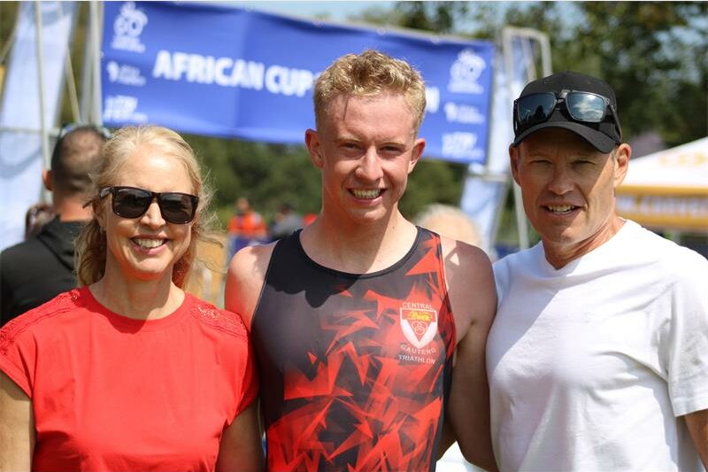 He finished ninth in the elite junior men's race in 01:05:32.