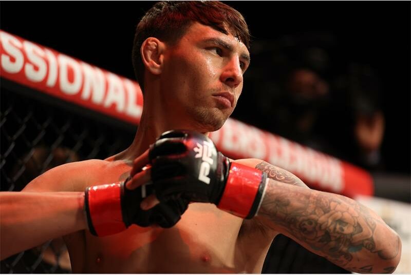 Van Tonder goes into the fight with a 7-3 record, while his opponent won six and lost five in his 11 fights.