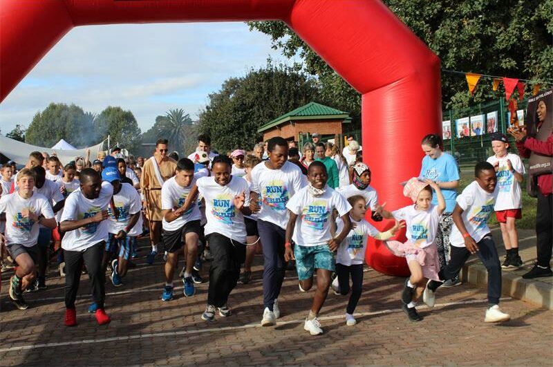 Group of people running