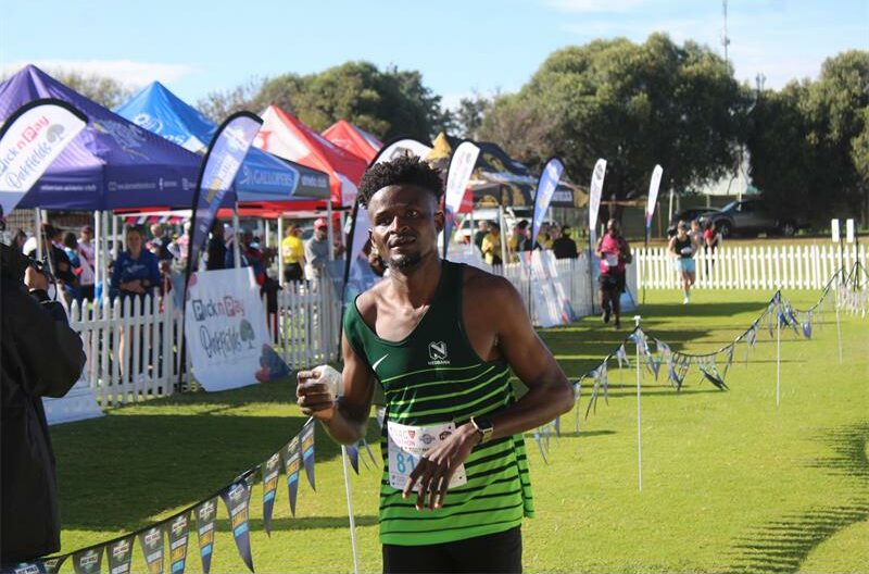 He won the race in 02:55:18 to successfully defend his title.