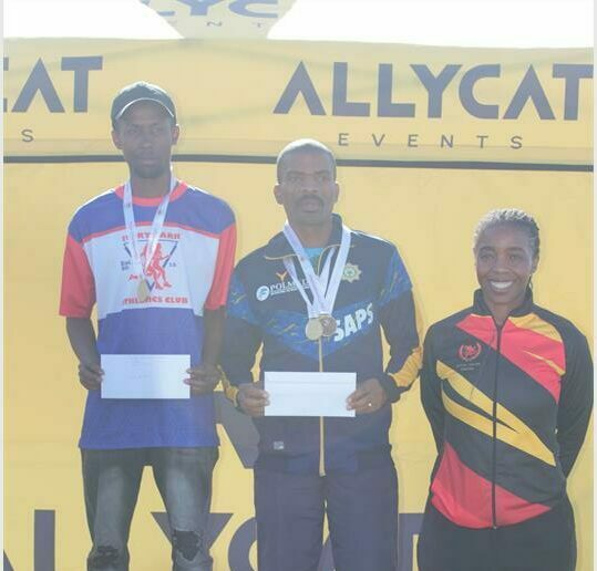 Khunonyane won in 01:10:35, while Coetzer clocked 01:21:22 for the women's title.