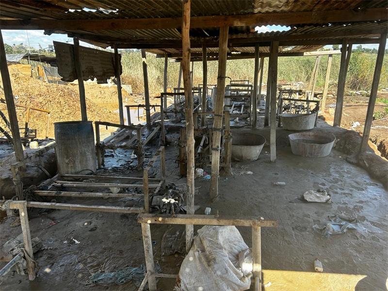 Informal illegal mining structures