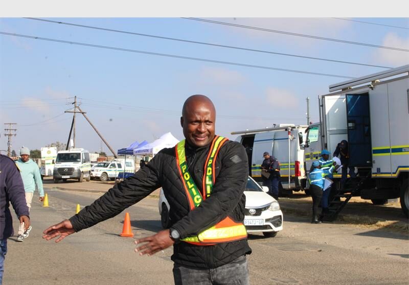 313 suspects nabbed at the Etwatwa and Dawn Park crime blitz