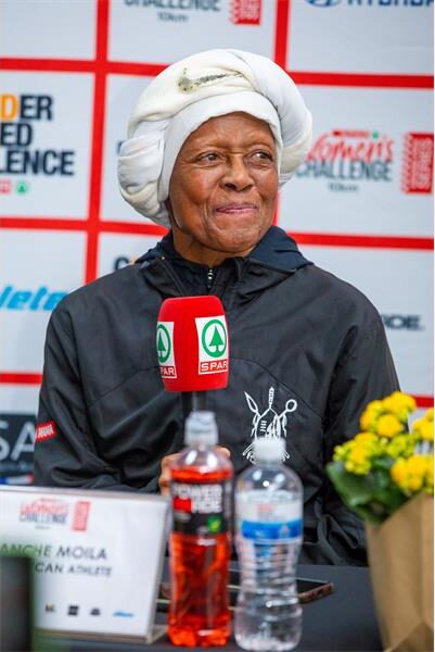 She became the first black woman to earn Springbok colours in 1984.