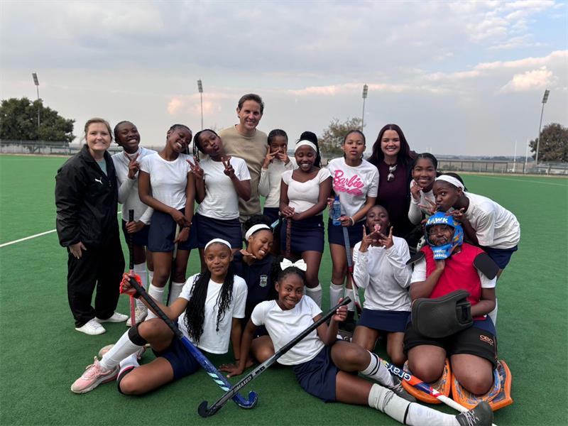 Group of female hocky players