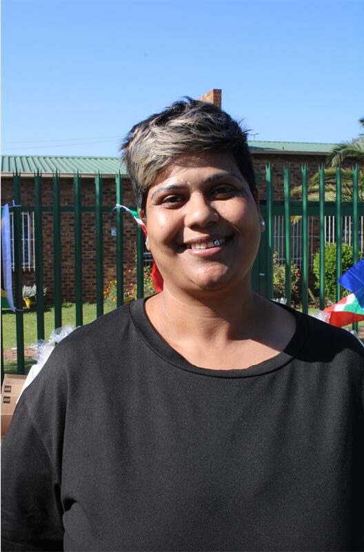 Coloured woman with short hair