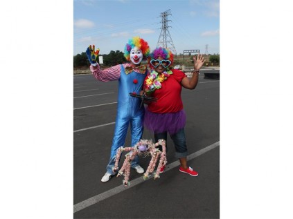 These colourful characters are Theshen Moonsamy and Slyvia Nonkumbi.