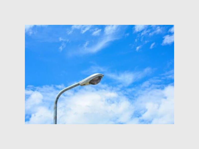 Maintaining working street lights requires community to stop vandalism