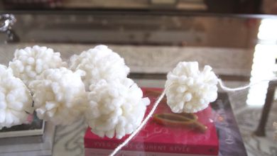 Your child will love making these pom-pom garlands