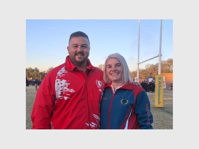 Die twee het hul skool trots gemaak.