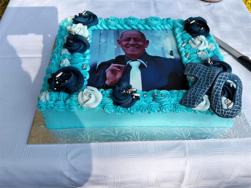 Daar was verskeie skenkings en borge wat die dag spesiaal gemaak het.