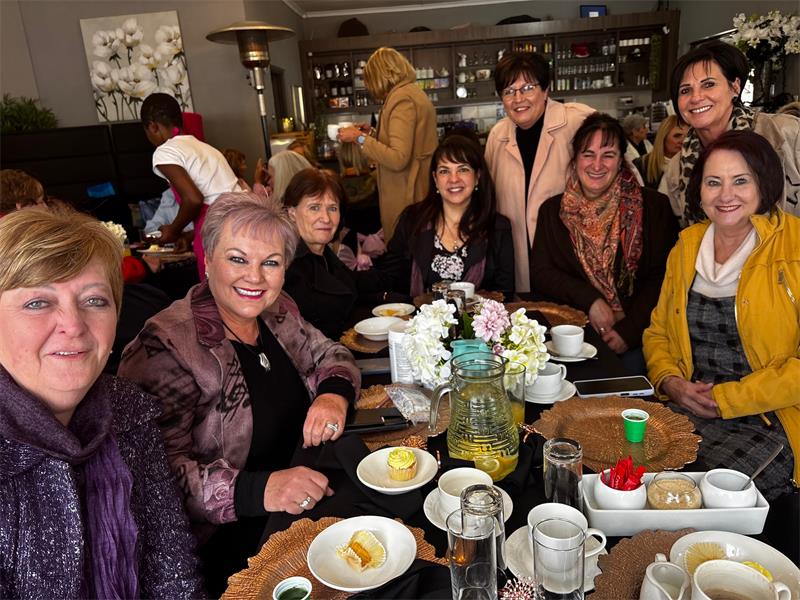 Die Meet and Greet-ontbyt, aangebied by Madeleine’s Venue and Coffee Shop in Benoni op 2 Julie, was meer as net ’n netwerkgeleentheid; dit was ’n herontmoeting van susterskap, steun en ondernemingsgees.
