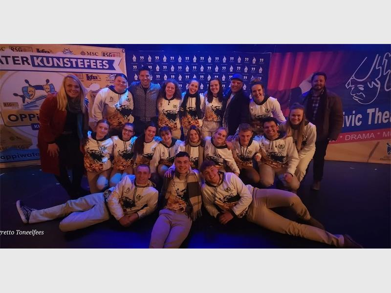 Die toneel “Die Eksotiese Epiloog van Eddie” is opgevoer by die tweede halfeindstryd van die Allegretto Toneelfees.