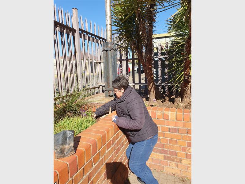 The team, led by Colonel Karlien Swanepoel, continued their efforts from June.