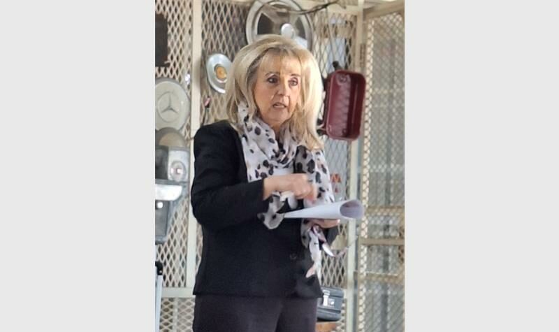 Die gasspreker van Standard Bank het die lede ingelig oor die onderwerp.