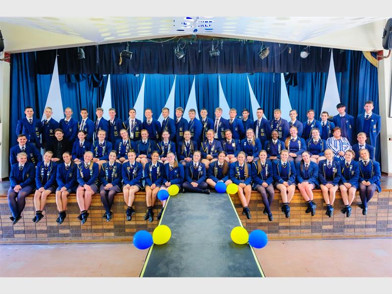 Die groot groep nuwe leiers sal vir die res van vanjaar en volgende jaar dien.