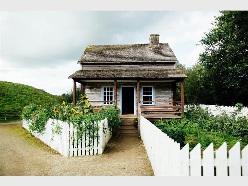 RE/MAX Southern Africa shares tips for buying repossessed properties.