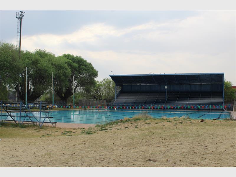 Brakpan is one of the lucky few. While 11 pools have reopened, most remain closed due to vandalism, refurbishments, or lack of supplies.
