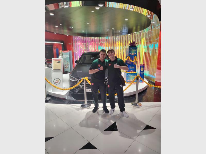 Die twee tienerseuns het op 13 Oktober vertrek.