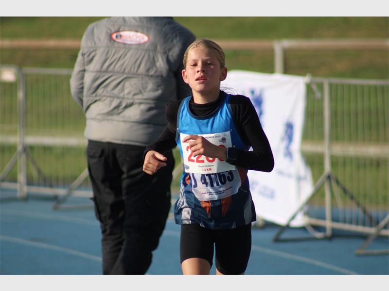 The race attracted a field over 1 100 runners, who took part in the 15km main race and 7.5km fun run.