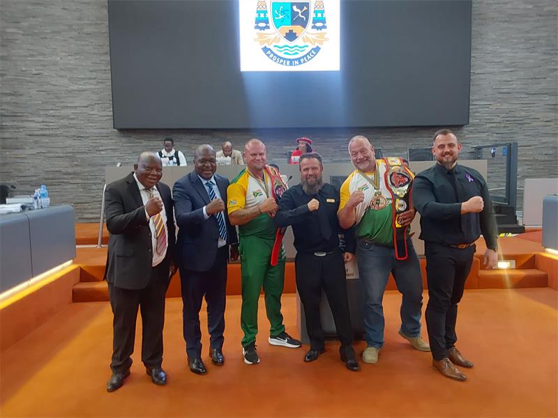 Two slap fighting champions received recognition in Council.