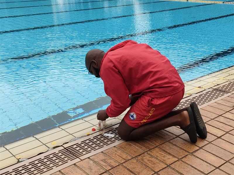 While the management, security and lifeguards do a stellar job with the pool water quality, surrounding lawn and safety of the public swimming pool, the building maintenance takes a backburner.