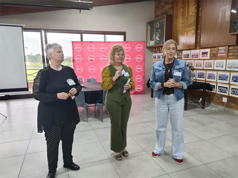 Connectors vote on best presenter, best ad at final Connection Hub breakfast for the year.