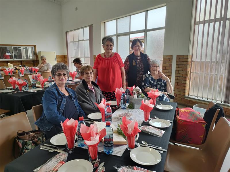 Die streeksvergadering het nie net bestuursaangeleenthede ingesluit nie, maar ook opvoerings en kreatiewe idees vir die komende jaar.