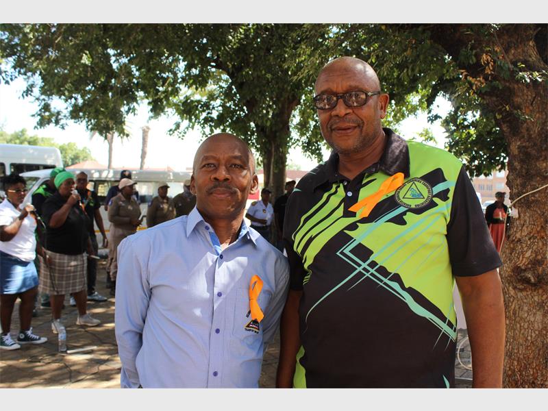 Greater Brakpan Skool Learner Transport Association holds candlelight vigil for 14 victims of the Vanderbijlpark scholar transport accident.