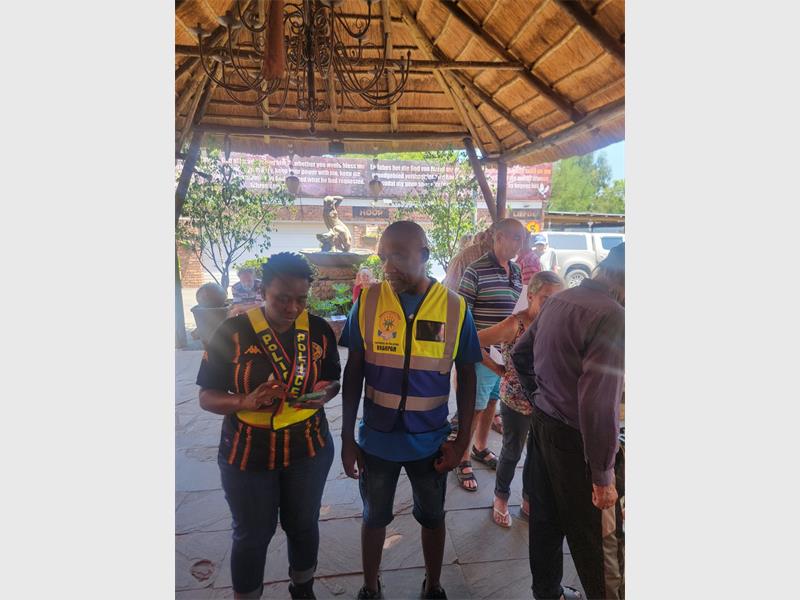 Brakpan SAPS alert public after pensioners hit by insurance scam