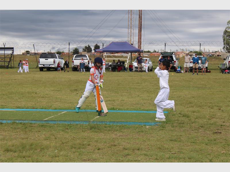 Blazers and Springs Old Boys impressed with their improving skills during an exciting junior encounter at Birnel College.
