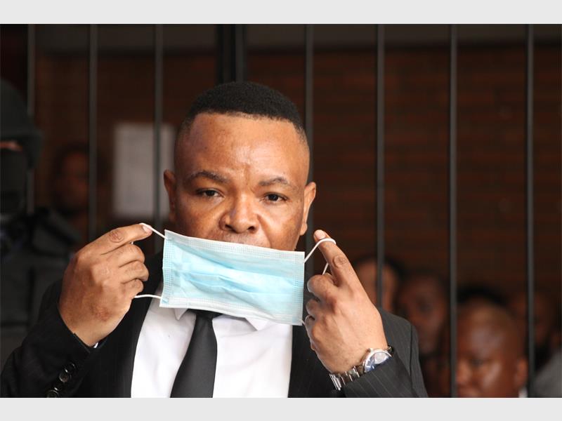 Fanie Mthupha Suspended EMPD acting chief Julius Mkhwanazi and Ekurhuleni city manager Kagiso Lerutla were each granted bail of R30 000 on April 28 following a week of legal proceedings at the Boksburg Magistrate’s Court. The pair, who face charges of fraud, corruption and defeating the ends of justice, were released under strict conditions after