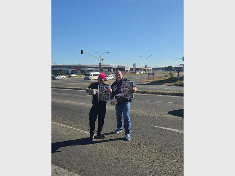 Pieter “Bulldog” Vorster is preparing for the Strict Arm Curl and Freestanding Curl Nationals in Durban on June 20 as he pursues his goal of becoming a two-time world champion, with the community rallying behind his campaign.