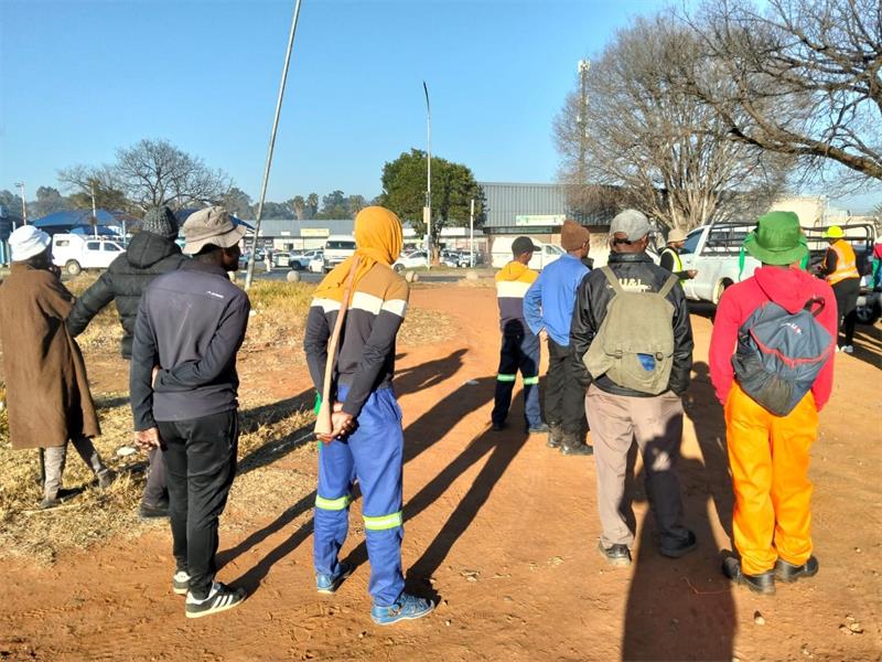 More participants are expected to join the demonstration as the procession gets under way along Voortrekker Road.