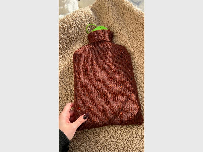 A simple hot water bottle could help keep a learner warm and prevent serious injury this winter. Muriel Brand School is appealing to the community for donations to support its wheelchair-bound learners during the colder months.
