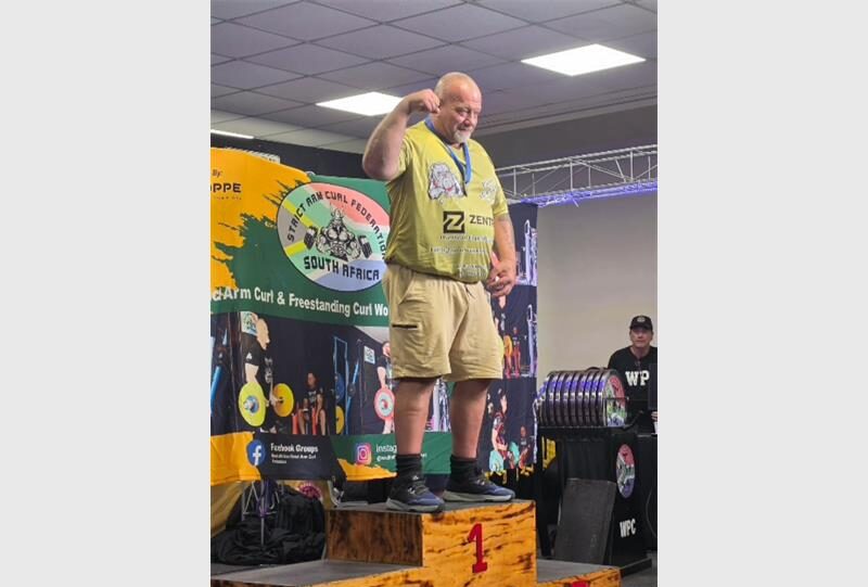 Brakpan’s Pieter “Bulldog” Vorster is heading to the African Championships after meeting the qualifying standards in the strict arm curl and freestanding curl.