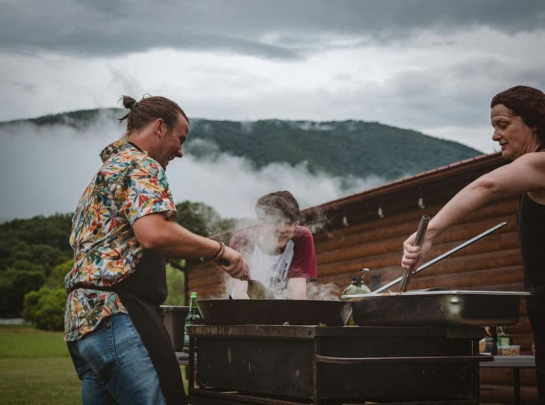 Trek net jou kamera of selfoon nader, neem jou kuier om die braai af en staan ‘n kans om te wen.