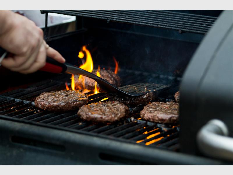 Trek net jou kamera of selfoon nader, neem jou kuier om die braai af en staan ‘n kans om te wen.