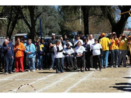 School children and Vita Nova residents having fun.
