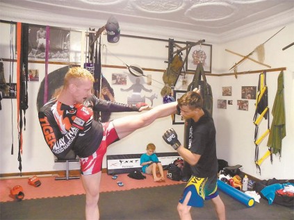 JP 'Tinkerbell' Kruger and Francois 'Franaconda' Groenewald in training for their upcoming EFC fights. Franaconda and Cedric 'The Dominator' Doyle will be in action on February 27 at Carnival City while Tinkerbell will face Garreth 'Soldierboy' McLellan in a bid to take Soldierboy's EFC Middleweight Africa title from him. Their fight will be the main event at The Coca-Cola Dome on March 27. See page page 39 for the Addie's interview with Tinkerbell.
