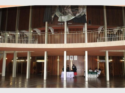 The view of the entrance to the main hall at the Civic Centre.