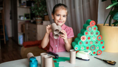 How to make a toilet paper roll Christmas tree