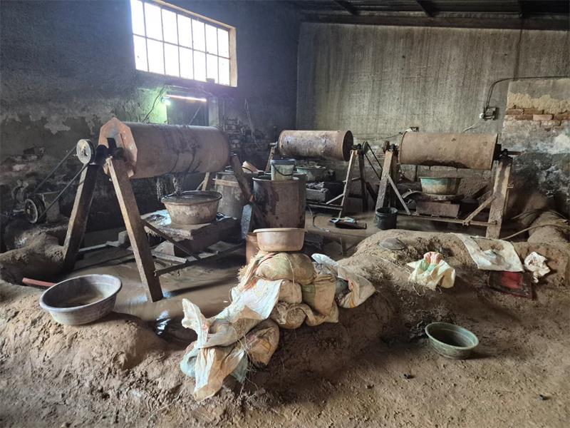 A joint sting operation by Blue Hawk Tactical and Springs SAPS put a stop to illegal mining in the area, leading to one arrest and the seizure of equipment.