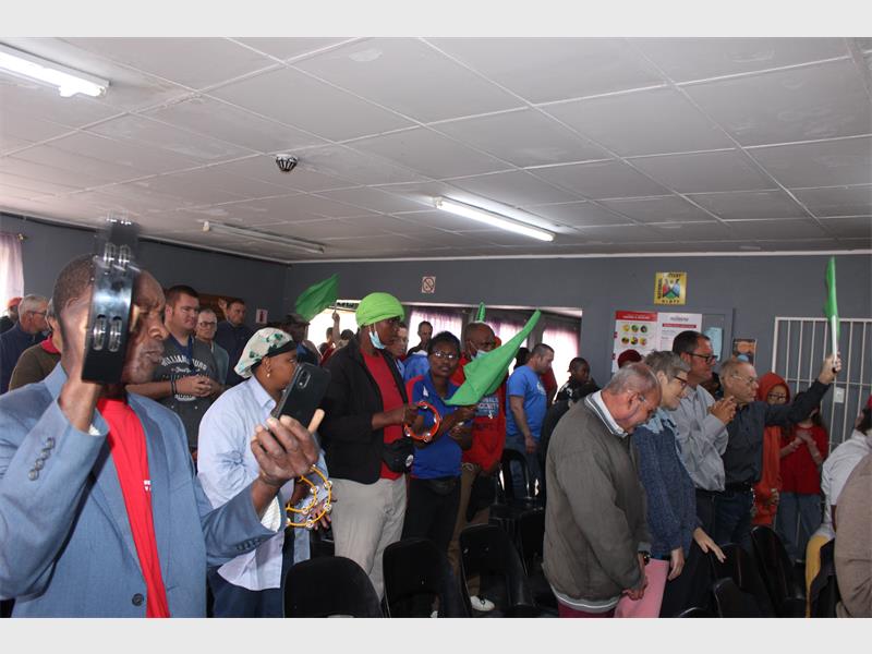 The ministry blessed the centre with bibles, worship, and words of encouragement, reminding residents they are not forgotten.