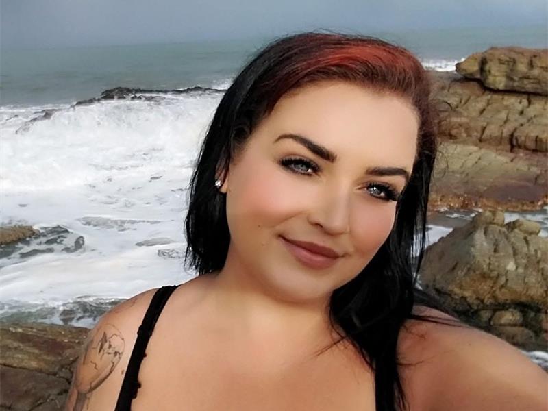 As Heritage Month unfolds, singer-songwriter Geraldine du Preez reflects on how music connects us to our roots, preserves tradition, and celebrates the diverse culture of Springs.