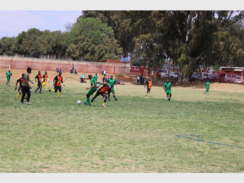 Teachers from schools across Ekurhuleni swapped classrooms for courts and fields during a department-led wellness event at Laerskool Werda.