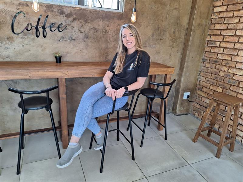 At just 29, Chante Venter turned her leap of faith into a thriving local business – a cosy space in Springs where good food and warmth is guaranteed.